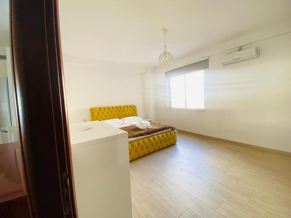 Cava Apartments Sarandë Exteriör bild