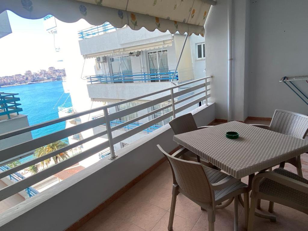 Cava Apartments Sarandë Rum bild