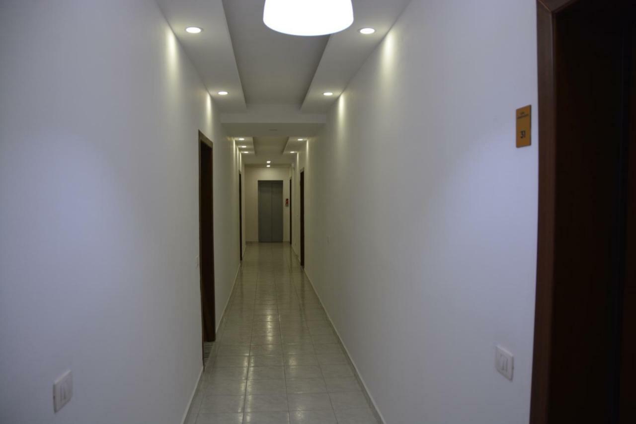 Cava Apartments Sarandë Exteriör bild