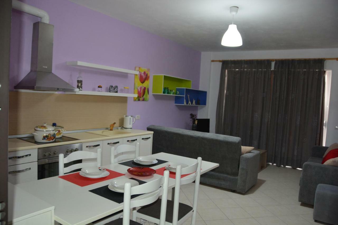 Cava Apartments Sarandë Exteriör bild