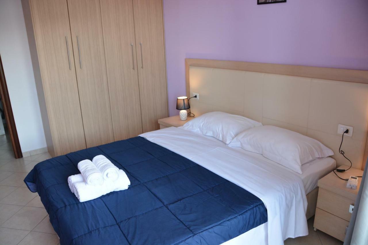 Cava Apartments Sarandë Exteriör bild