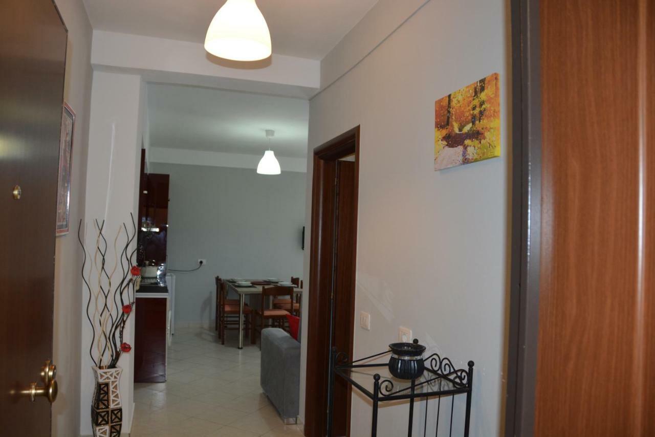 Cava Apartments Sarandë Exteriör bild